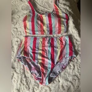 Torrid Size 2. NWOT.